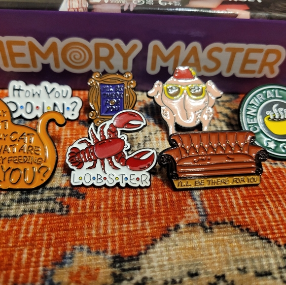 Friends Nostalgia Bundle - Picture 4 of 5